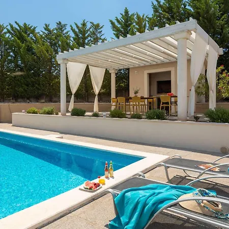 Ferienhaus In With Private Swimming Pool, Be Inside Or Outside *