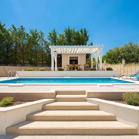 In With Private Swimming Pool, Be Inside Or Outside