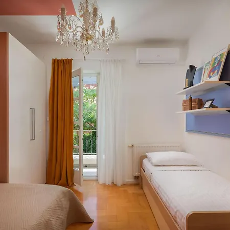 Ferienhaus In With Private Swimming Pool, Be Inside Or Outside Vodice